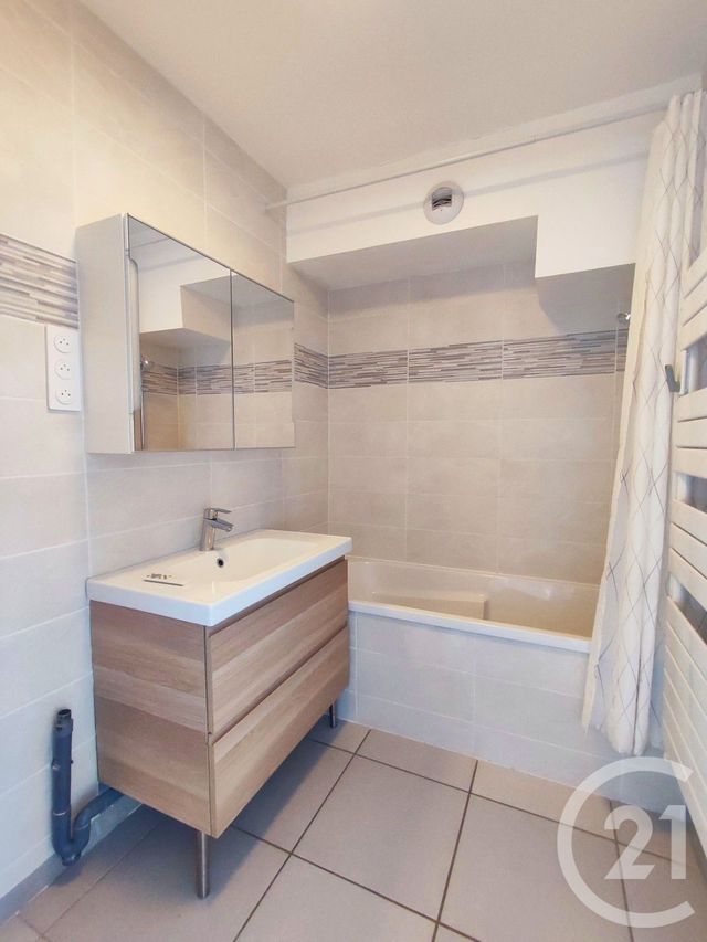 Appartement F4 à vendre - 4 pièces - 80,43 m2 - Asnieres Sur Seine - 92 - ILE-DE-FRANCE