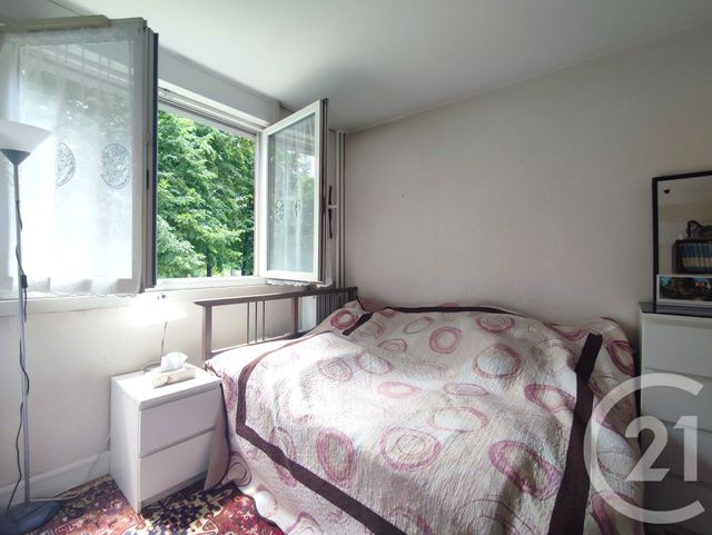 Appartement F2 à vendre - 2 pièces - 47 m2 - Courbevoie - 92 - ILE-DE-FRANCE