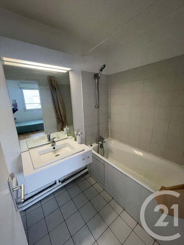 Appartement F2 à vendre - 2 pièces - 52 m2 - Asnieres Sur Seine - 92 - ILE-DE-FRANCE