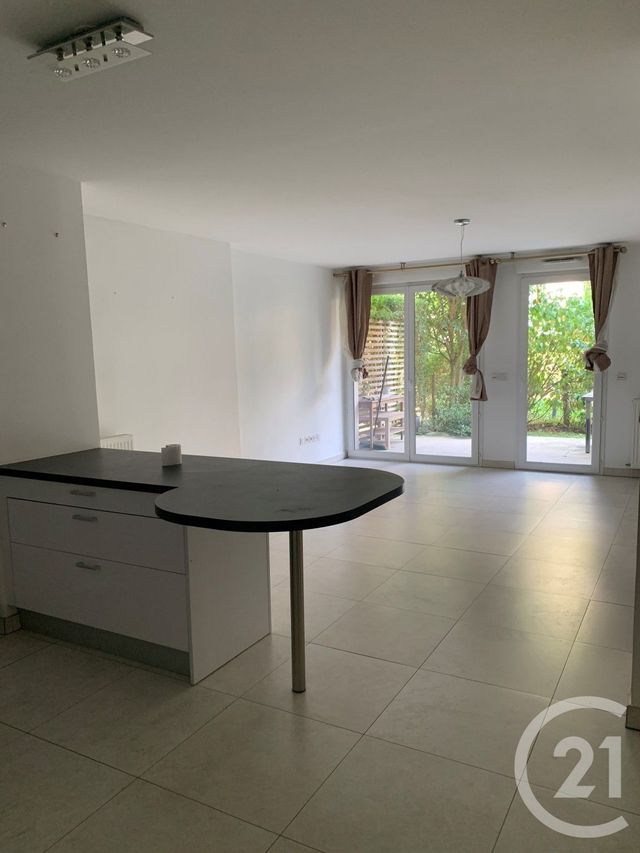 Appartement F3 à louer - 3 pièces - 74,30 m2 - Issy Les Moulineaux - 92 - ILE-DE-FRANCE