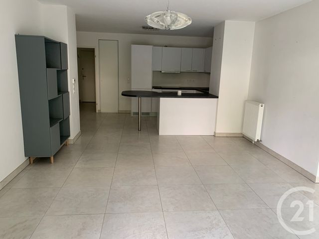 Appartement F3 à louer - 3 pièces - 74,30 m2 - Issy Les Moulineaux - 92 - ILE-DE-FRANCE