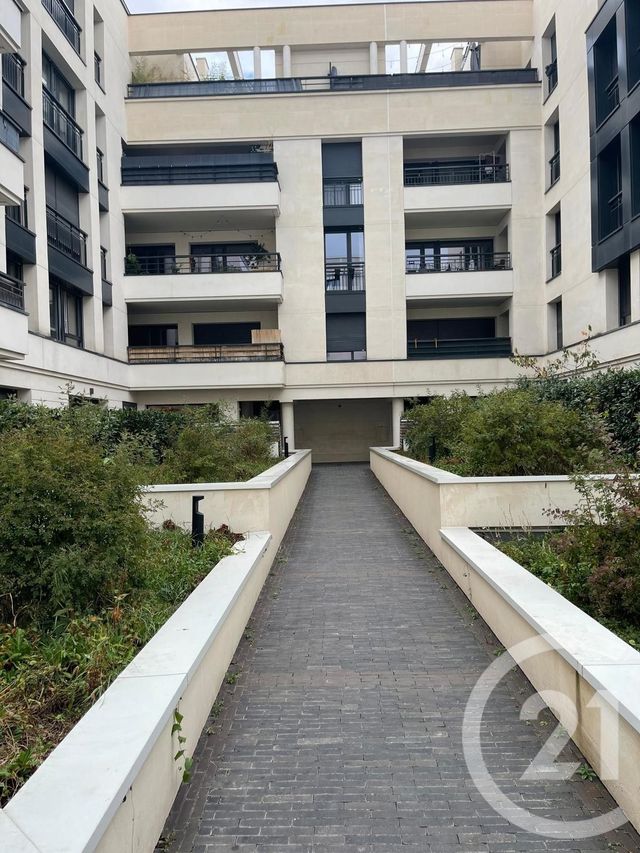Appartement F1 à vendre - 1 pièce - 31 m2 - St Ouen - 93 - ILE-DE-FRANCE