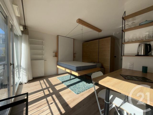 Appartement F1 à vendre - 1 pièce - 31 m2 - St Ouen - 93 - ILE-DE-FRANCE