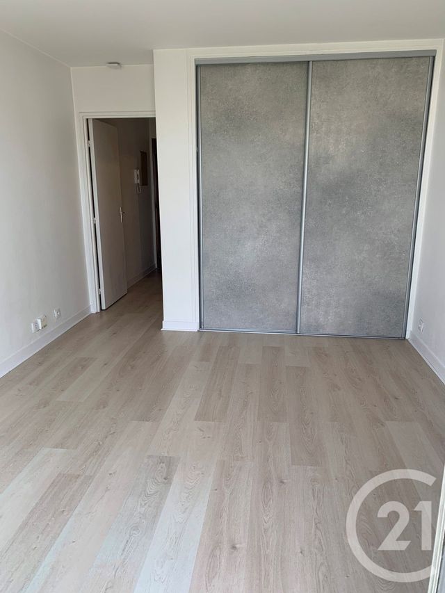 Afficher la photo en grand Appartement F1 à louer - 1 pièce - 20,81 m2 - Asnieres Sur Seine - 92 - ILE-DE-FRANCE