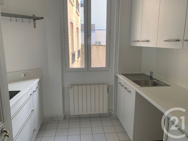 Appartement F3 à louer - 3 pièces - 61,53 m2 - Courbevoie - 92 - ILE-DE-FRANCE