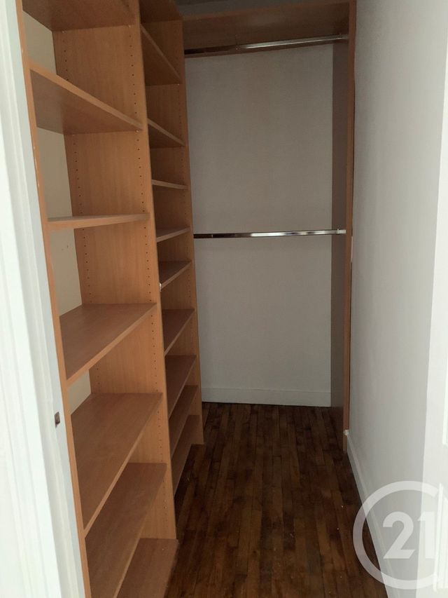 Appartement F3 à louer - 3 pièces - 61,53 m2 - Courbevoie - 92 - ILE-DE-FRANCE