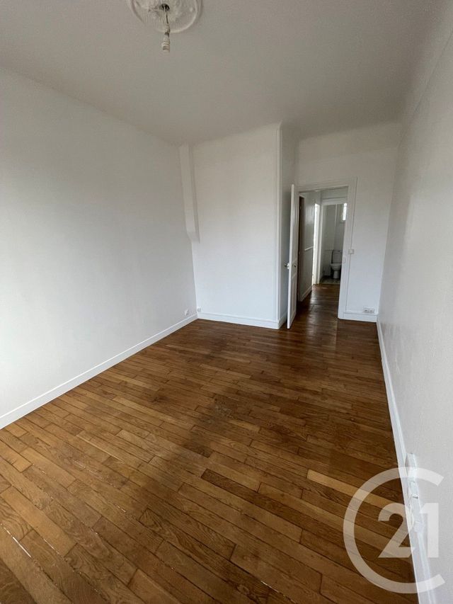 Appartement Studio &agrave; louer - 1 pi&egrave;ce - 25 m2 - Nanterre - 92 - ILE-DE-FRANCE