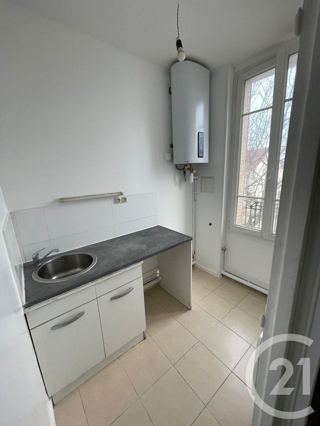 Appartement Studio &agrave; louer - 1 pi&egrave;ce - 25 m2 - Nanterre - 92 - ILE-DE-FRANCE