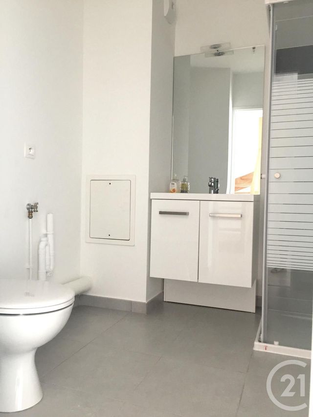 Appartement Duplex &agrave; louer - 2 pi&egrave;ces - 47,81 m2 - Asnieres Sur Seine - 92 - ILE-DE-FRANCE