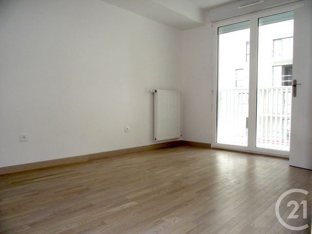 Appartement Duplex &agrave; louer - 2 pi&egrave;ces - 47,81 m2 - Asnieres Sur Seine - 92 - ILE-DE-FRANCE