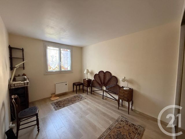 Appartement F4 &agrave; vendre - 5 pi&egrave;ces - 83,61 m2 - Gennevilliers - 92 - ILE-DE-FRANCE