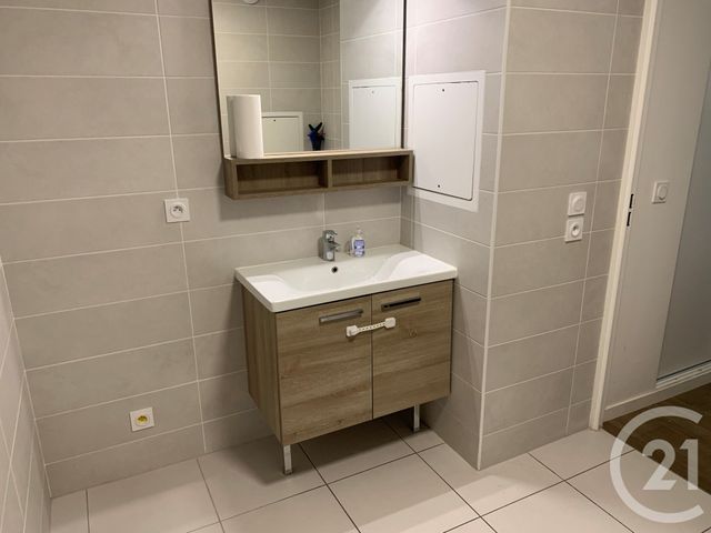 Appartement F2 &agrave; louer - 2 pi&egrave;ces - 41,89 m2 - 92 - ILE-DE-FRANCE