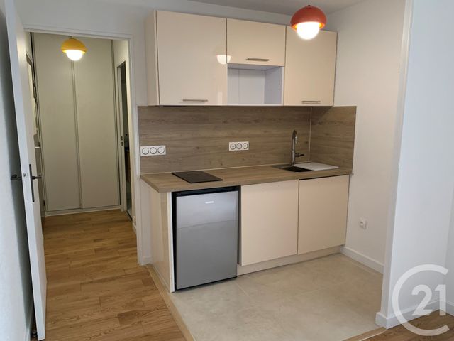 Appartement F1 &agrave; louer - 1 pi&egrave;ce - 25,07 m2 - Asnieres Sur Seine - 92 - ILE-DE-FRANCE