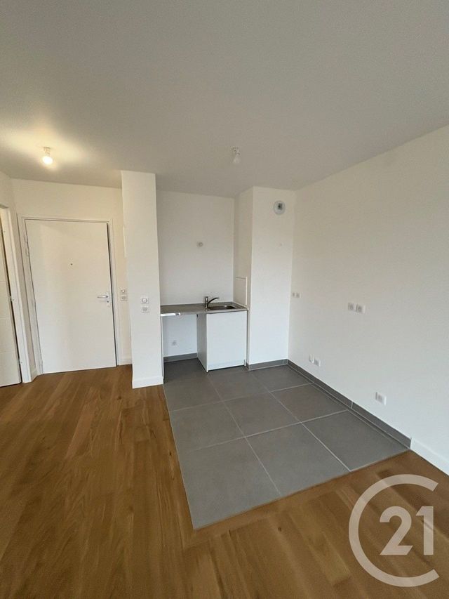 Appartement F2 &agrave; louer - 2 pi&egrave;ces - 40,14 m2 - Suresnes - 92 - ILE-DE-FRANCE