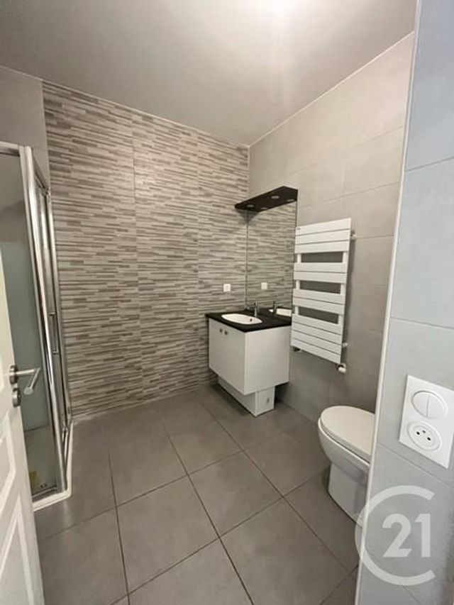 Appartement F1 &agrave; louer - 1 pi&egrave;ce - 25,83 m2 - La Garenne Colombes - 92 - ILE-DE-FRANCE