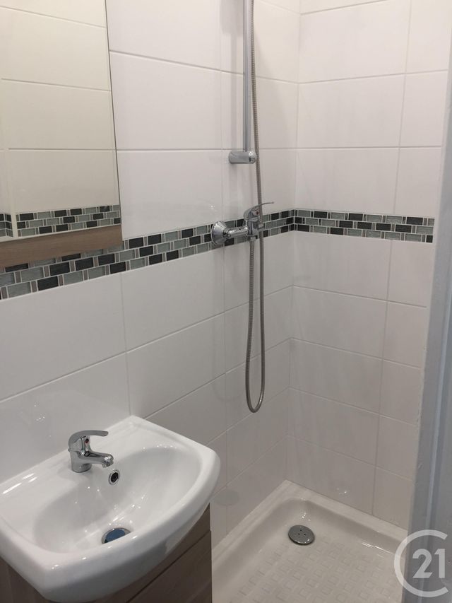 Appartement Studio &agrave; louer - 1 pi&egrave;ce - 15,56 m2 - Gennevilliers - 92 - ILE-DE-FRANCE