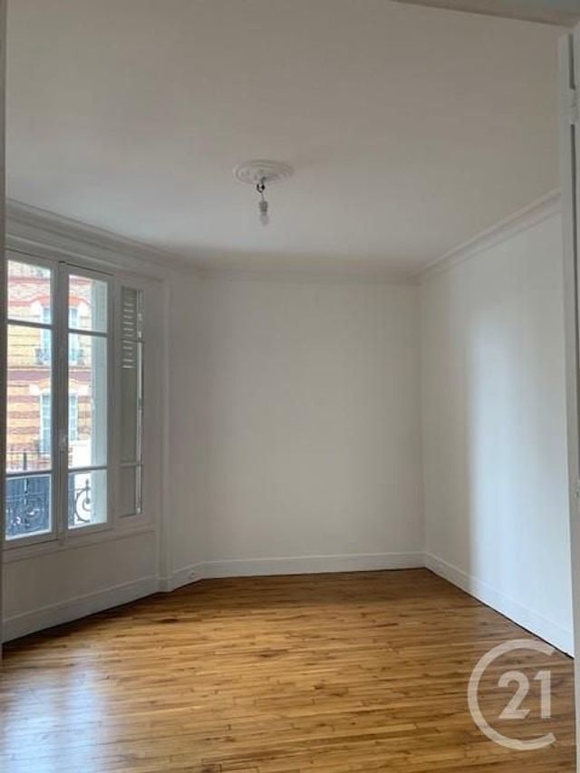Appartement F3 &agrave; louer - 3 pi&egrave;ces - 60 m2 - Courbevoie - 92 - ILE-DE-FRANCE