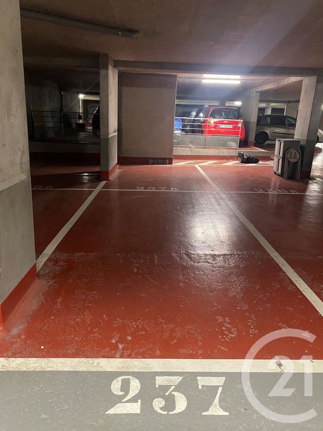 Appartement F4 &agrave; louer - 4 pi&egrave;ces - 94,25 m2 - Asnieres Sur Seine - 92 - ILE-DE-FRANCE
