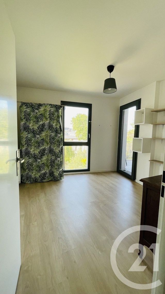 Appartement T4 &agrave; louer - 4 pi&egrave;ces - 78,20 m2 - Aubervilliers - 93 - ILE-DE-FRANCE