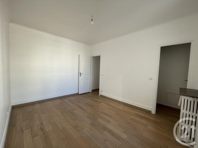 Appartement F3 &agrave; louer - 3 pi&egrave;ces - 62,37 m2 - Levallois Perret - 92 - ILE-DE-FRANCE