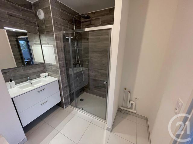 Appartement F2 &agrave; louer - 2 pi&egrave;ces - 42,40 m2 - Asnieres Sur Seine - 92 - ILE-DE-FRANCE
