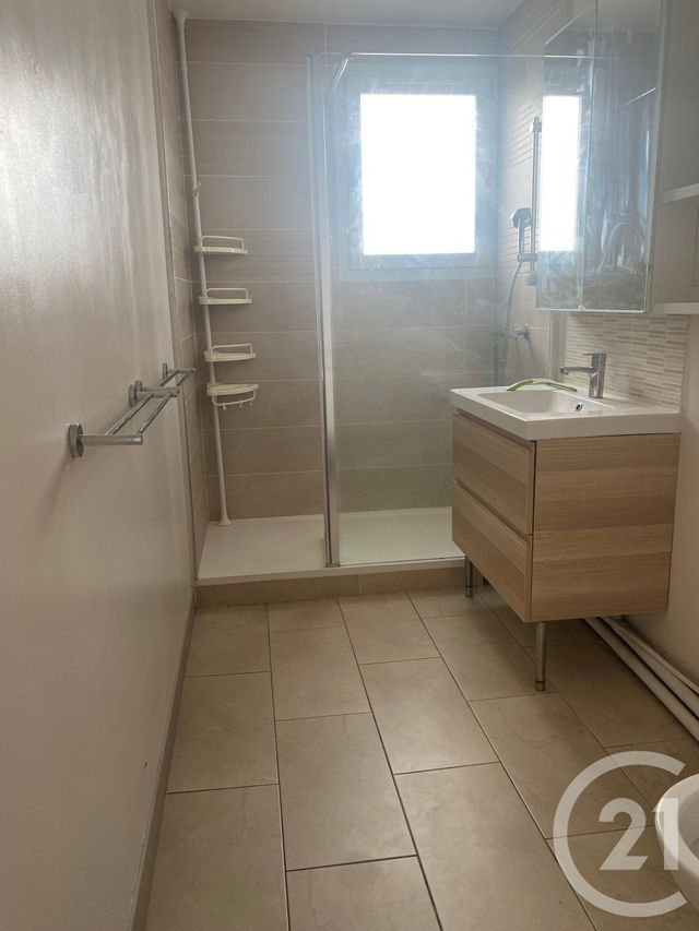 Appartement F3 &agrave; louer - 3 pi&egrave;ces - 62,55 m2 - Asnieres Sur Seine - 92 - ILE-DE-FRANCE