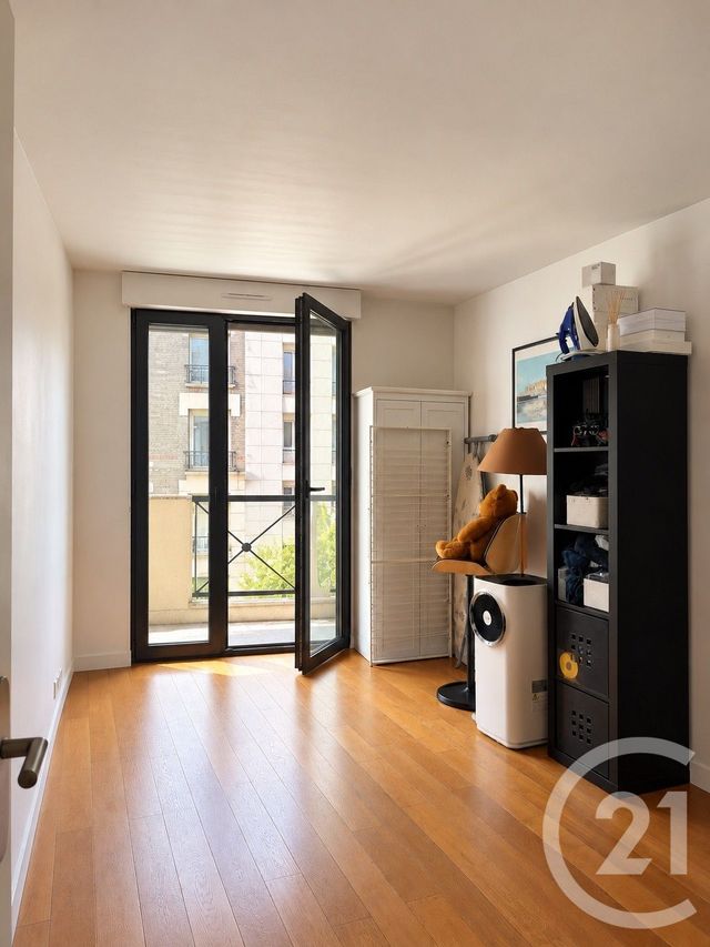 Appartement F4 &agrave; vendre - 4 pi&egrave;ces - 84,52 m2 - Courbevoie - 92 - ILE-DE-FRANCE