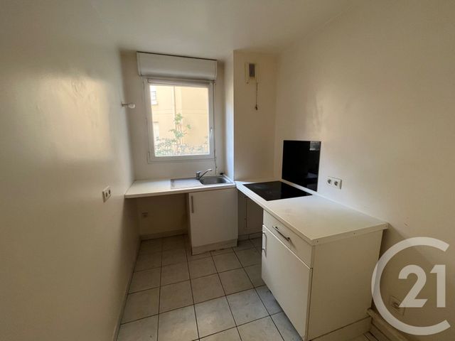 Appartement T3 &agrave; louer - 3 pi&egrave;ces - 62,89 m2 - Asnieres Sur Seine - 92 - ILE-DE-FRANCE